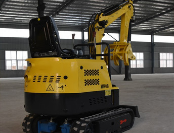 Crawler Mini Excavator Machine 900kg Small Digger Machine Bucket Capacity 0.025cbm